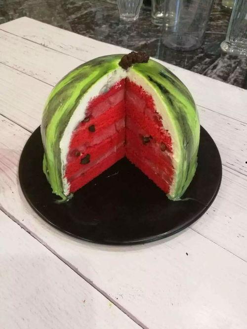 比较火的吃瓜,吃瓜群众热议最新热点事件