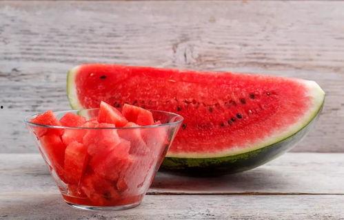 龙龙吃瓜,揭秘娱乐圈幕后故事